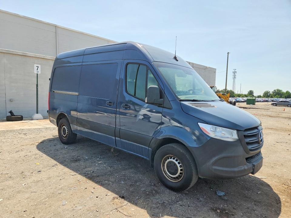2019 MERCEDES-BENZ SPRINTER 2500/3500 DELIVERY VAN — Фото 4 из 12
