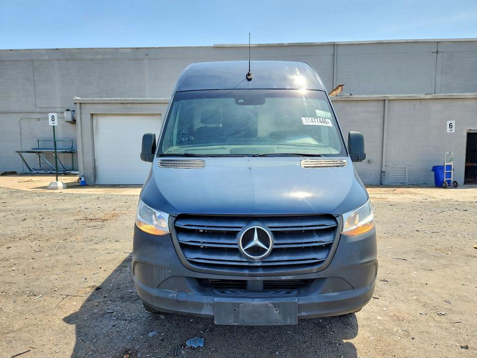 2019 MERCEDES-BENZ SPRINTER 2500/3500 DELIVERY VAN — Фото 5 из 12
