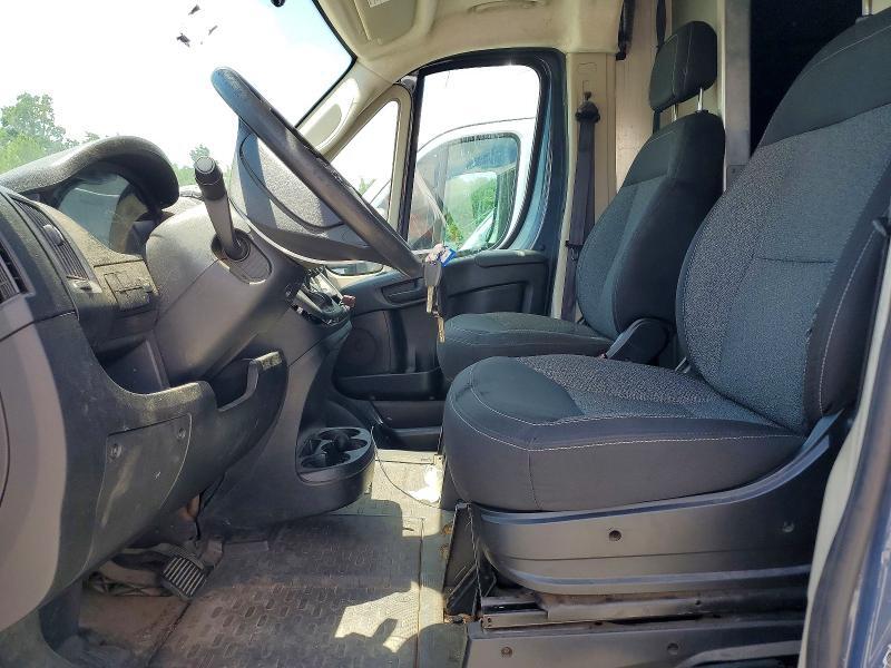 2019 RAM PROMASTER 3500 DELIVERY VAN — Фото 7 из 13