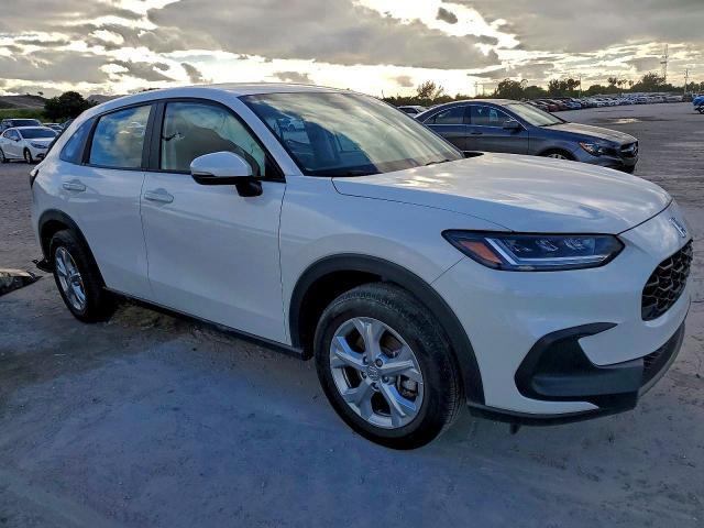 2025 HONDA HR-V LX — Фото 4 из 13