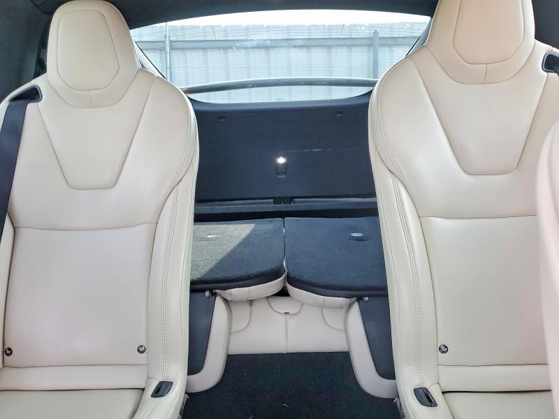 2019 TESLA MODEL X — Фото 10 из 13