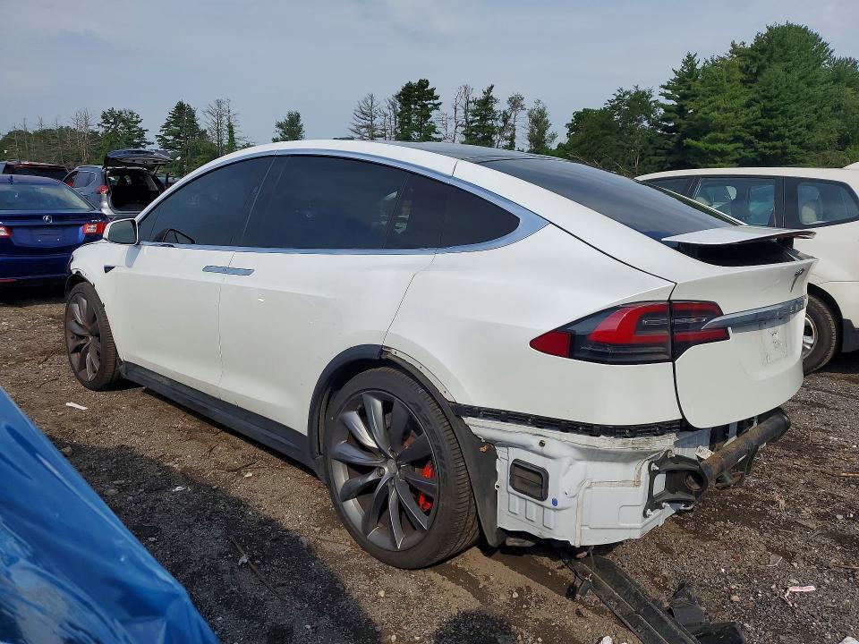 2019 TESLA MODEL X — Фото 2 из 13