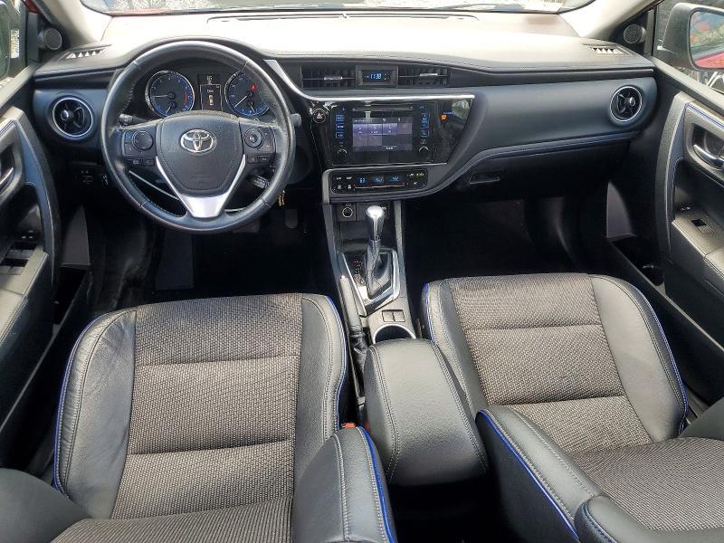 2019 TOYOTA COROLLA SE — Фото 8 из 12