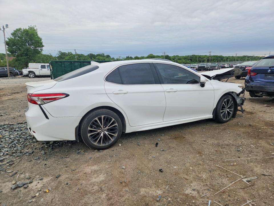 2019 TOYOTA CAMRY SE — Фото 3 из 12