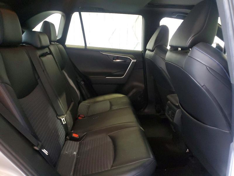 2019 TOYOTA RAV4 XSE — Фото 11 из 13