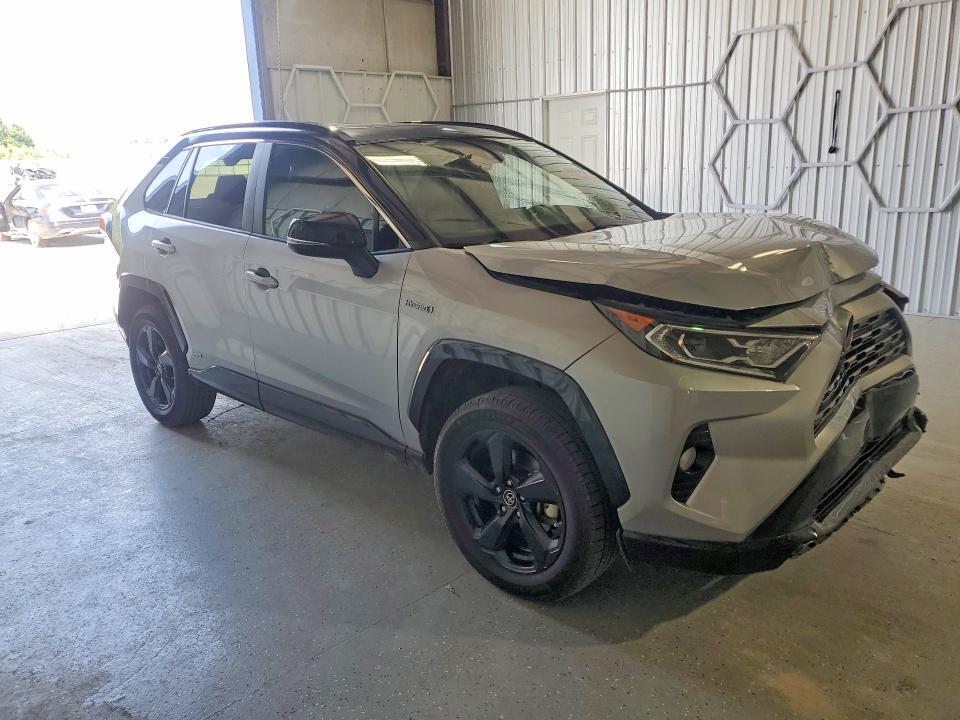 2019 TOYOTA RAV4 XSE — Фото 4 из 13