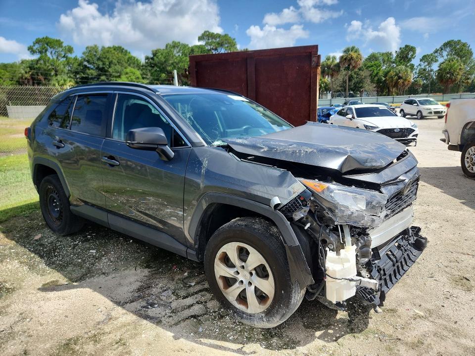 2019 TOYOTA RAV4 LE — Фото 4 из 14