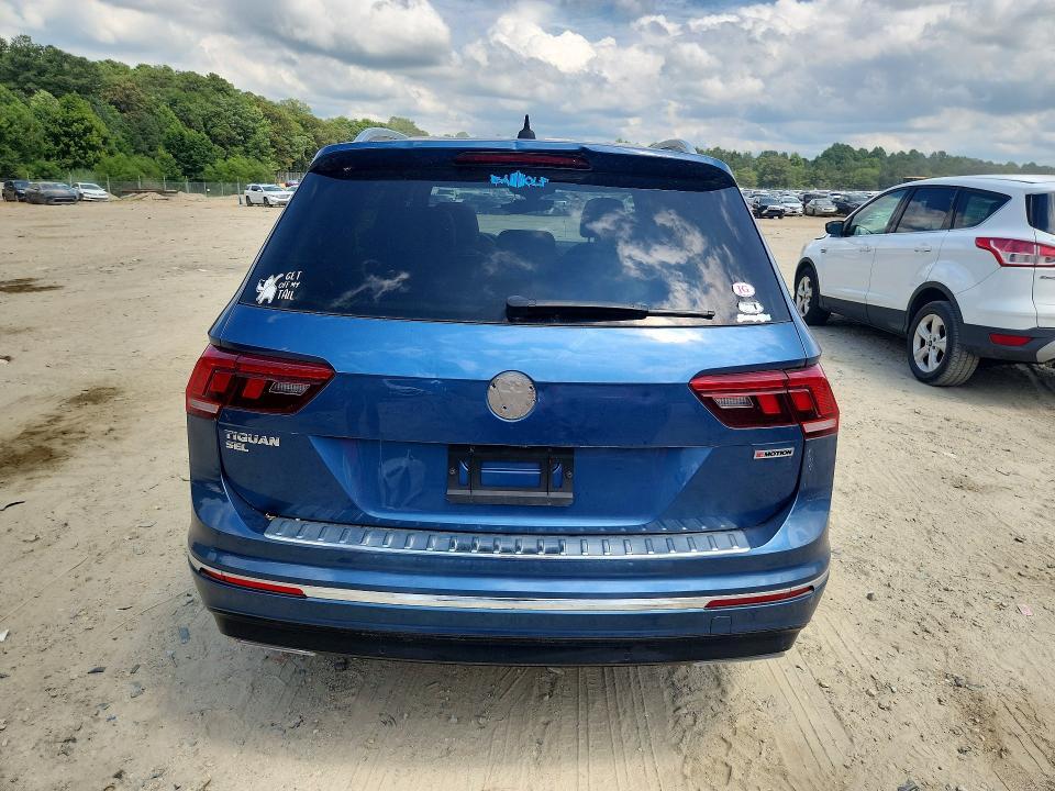 2019 VOLKSWAGEN TIGUAN SEL PREMIUM — Фото 6 из 12