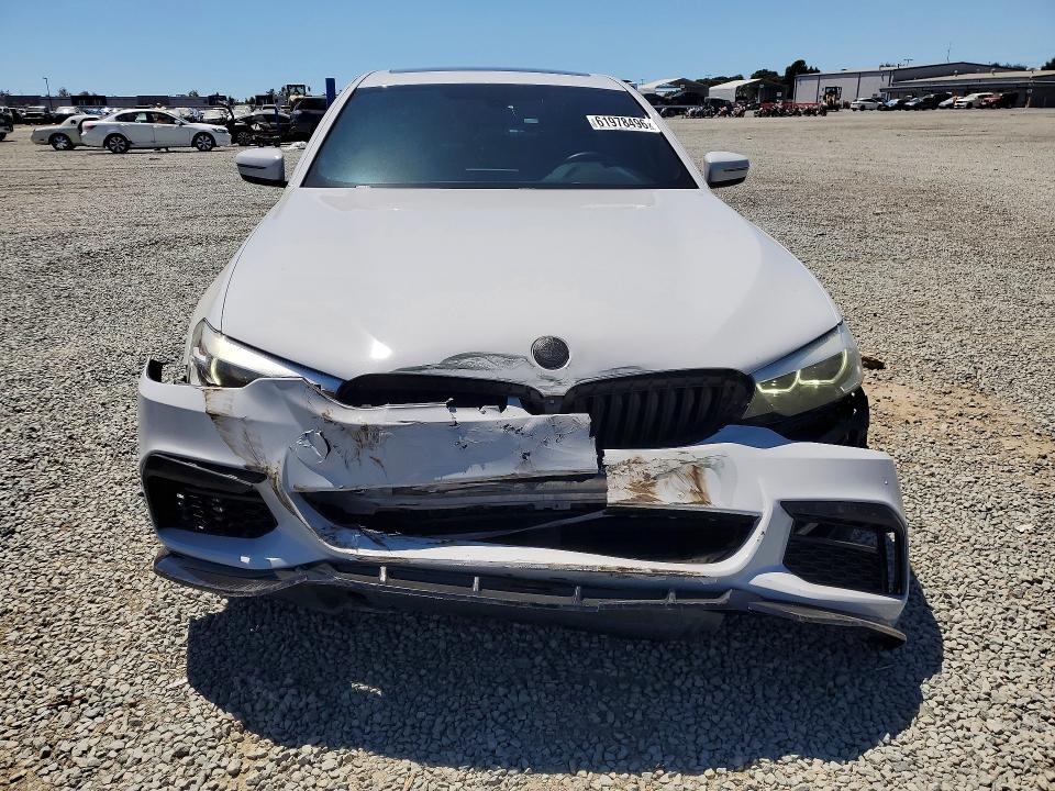 2018 BMW 530 I — Фото 5 из 12
