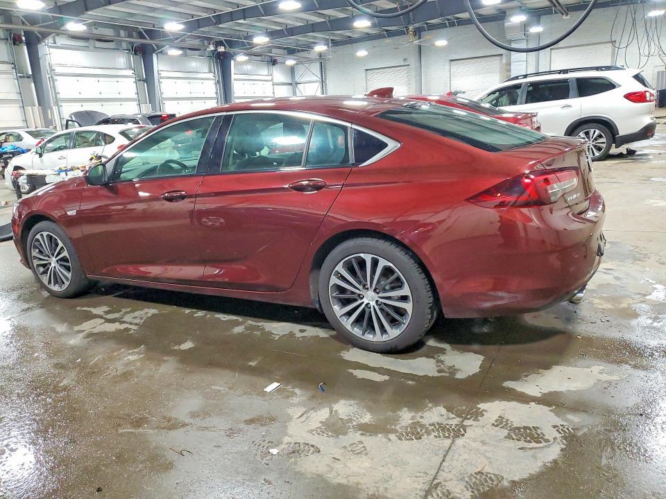 2018 BUICK REGAL ESSENCE — Фото 2 из 12