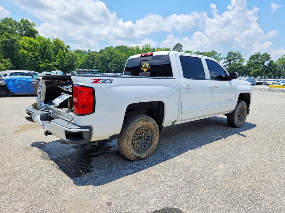 3GCUKREC5JG160469 2018 CHEVROLET SILVERADO photo no. 3