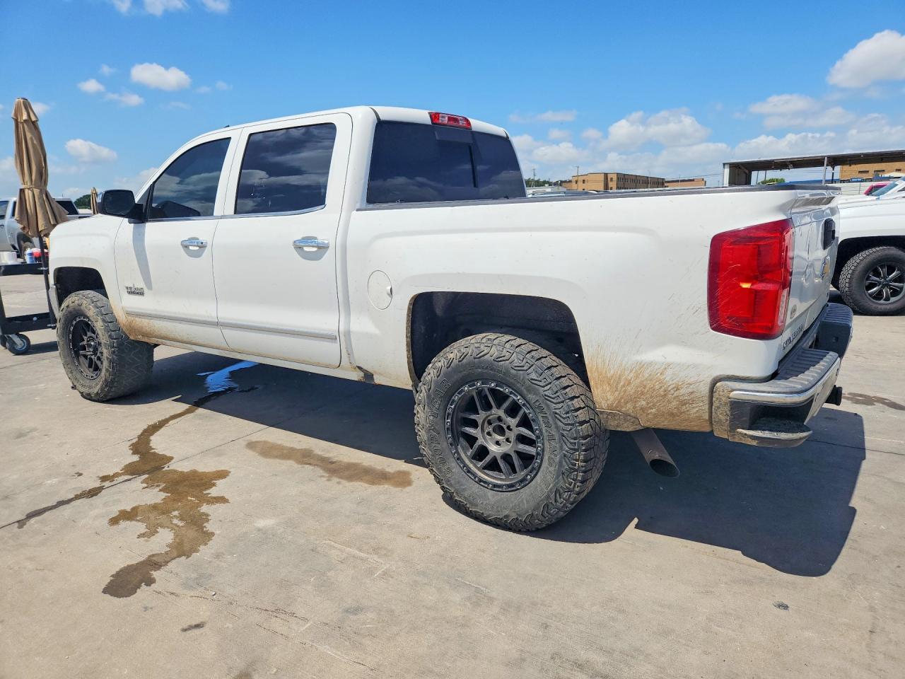 2018 CHEVROLET SILVERADO C1500 LTZ — Фото 2 из 12