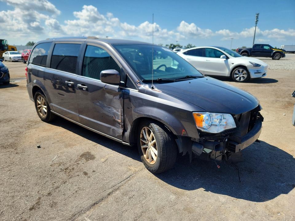 2018 DODGE GRAND CARAVAN SXT — Фото 4 из 14