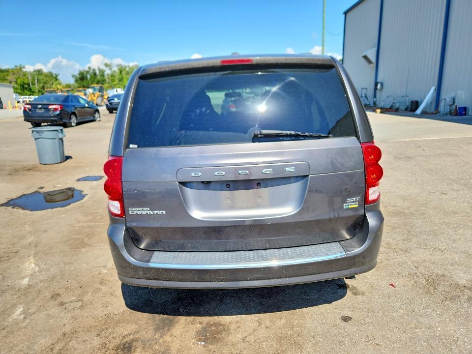 2018 DODGE GRAND CARAVAN SXT — Фото 6 из 14