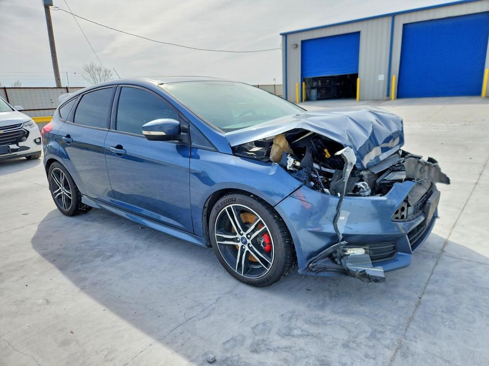2018 FORD FOCUS — Фото 4 из 13