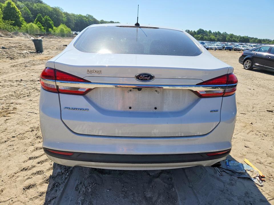 2018 FORD FUSION SE — Фото 6 из 12