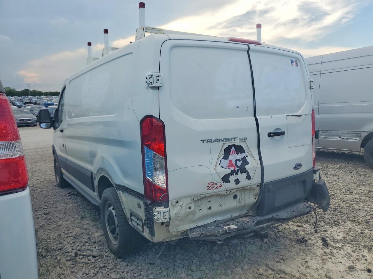 2018 FORD TRANSIT T-150 — Фото 2 из 12