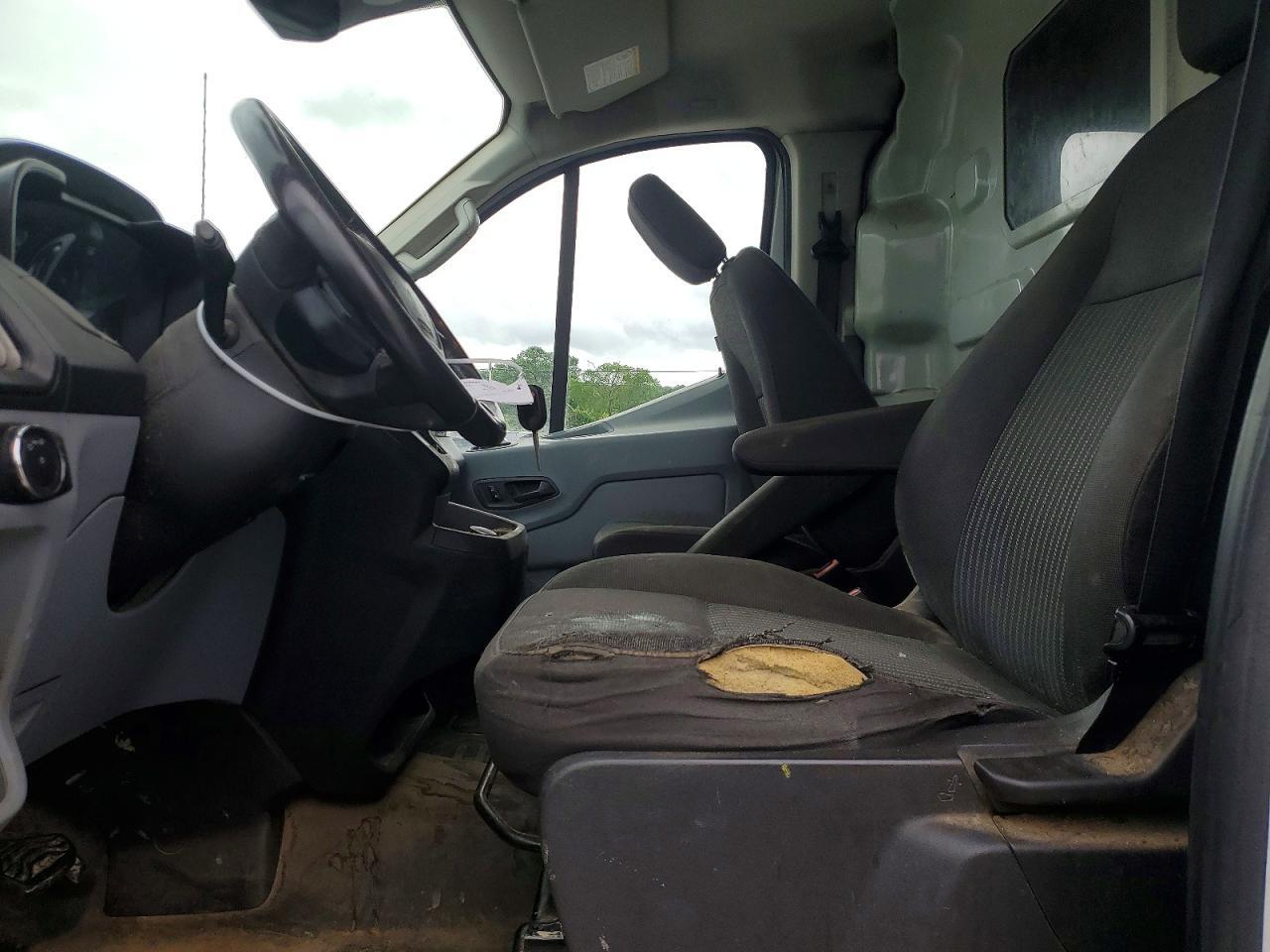 2018 FORD TRANSIT T-150 — Фото 7 из 12