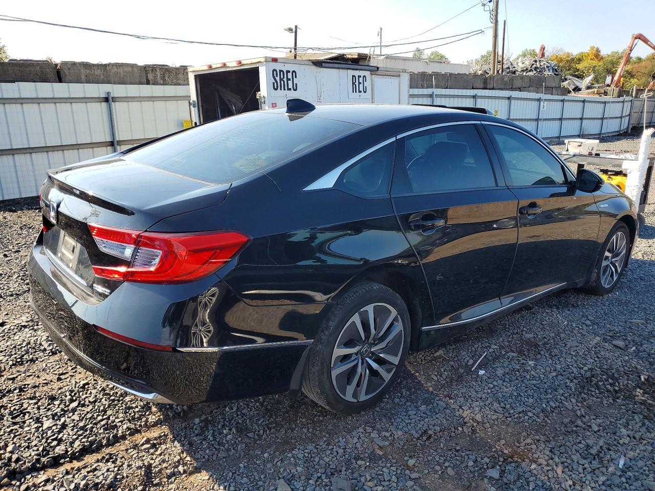 2018 HONDA ACCORD HYBRID EXL — Фото 3 из 12