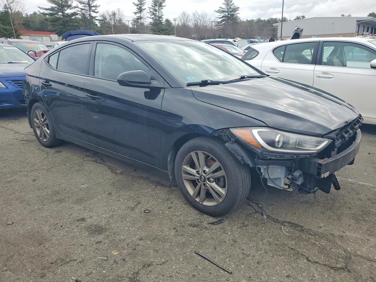 2018 HYUNDAI ELANTRA — Фото 4 из 12