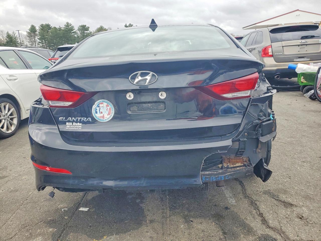 2018 HYUNDAI ELANTRA — Фото 6 из 12