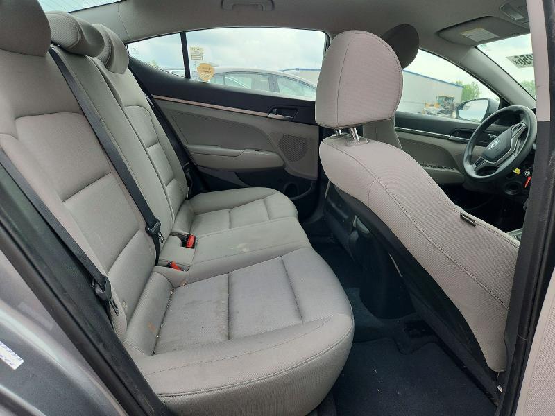 2018 HYUNDAI ELANTRA SE — Фото 10 из 12