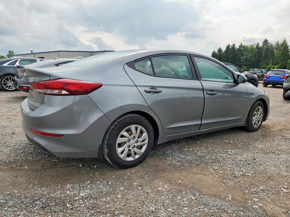2018 HYUNDAI ELANTRA SE — Фото 3 из 12