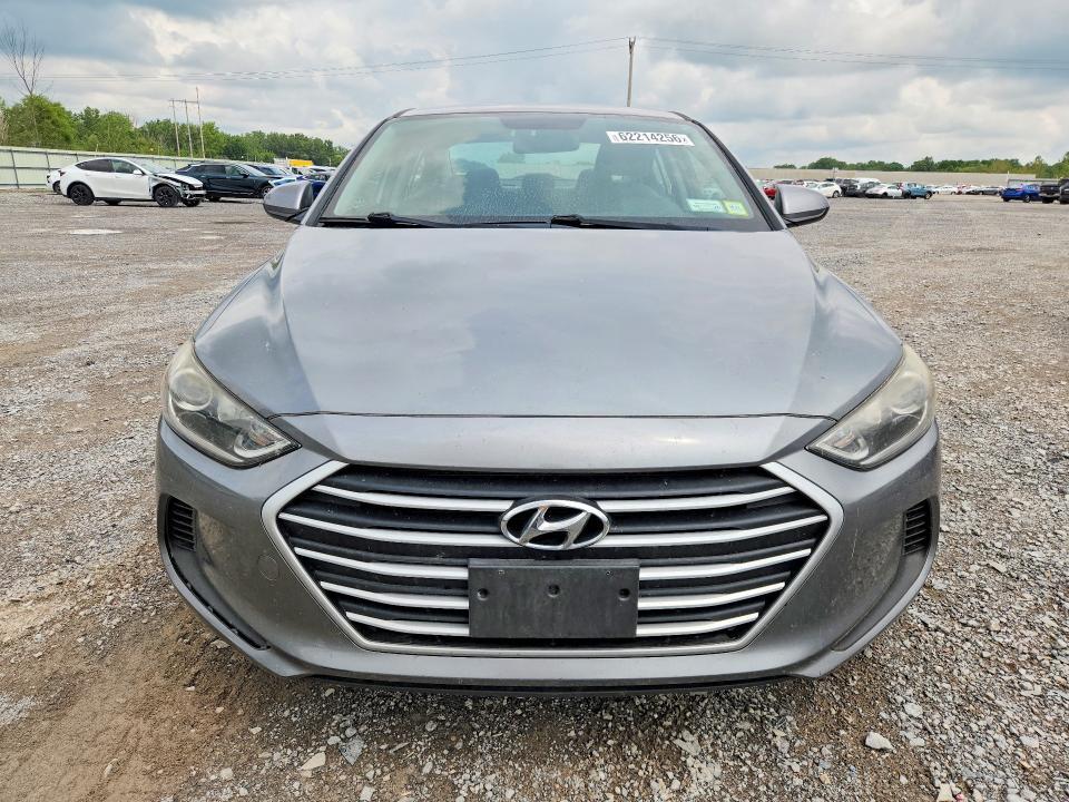 2018 HYUNDAI ELANTRA SE — Фото 5 из 12