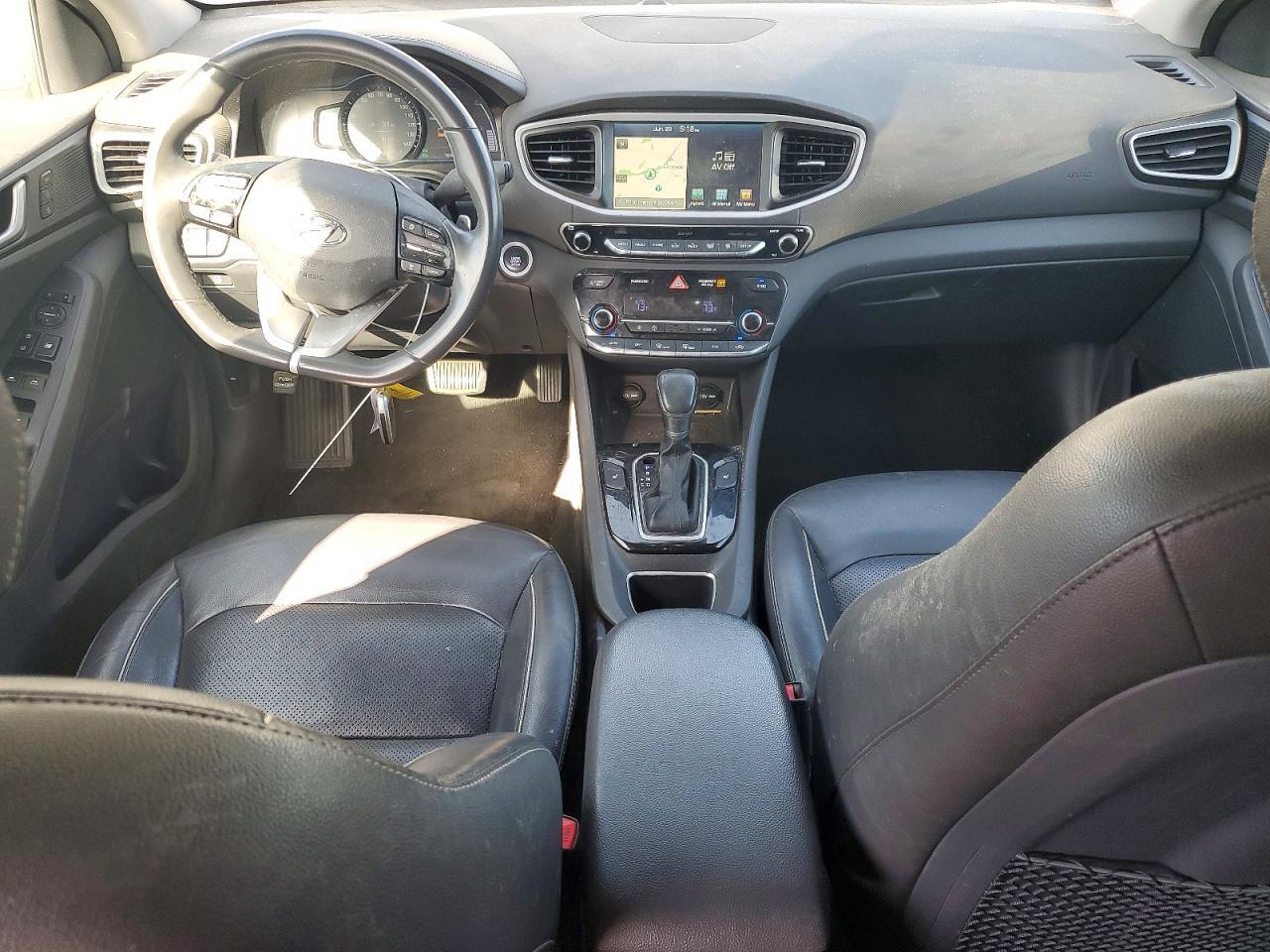 2018 HYUNDAI IONIQ LIMITED — Фото 8 из 12