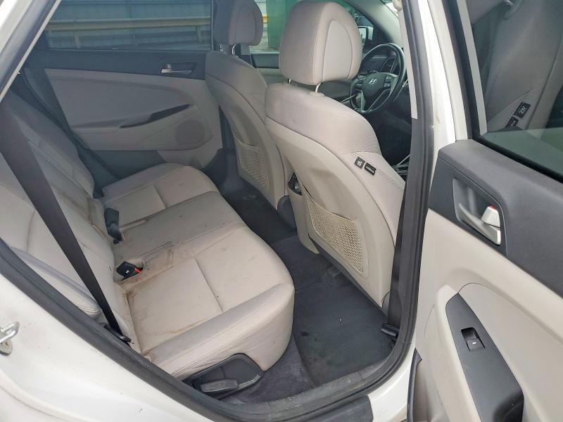 2018 HYUNDAI TUCSON VALUE — Фото 11 из 13