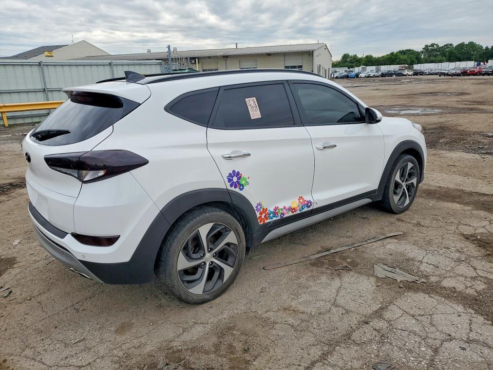 2018 HYUNDAI TUCSON VALUE — Фото 3 из 13