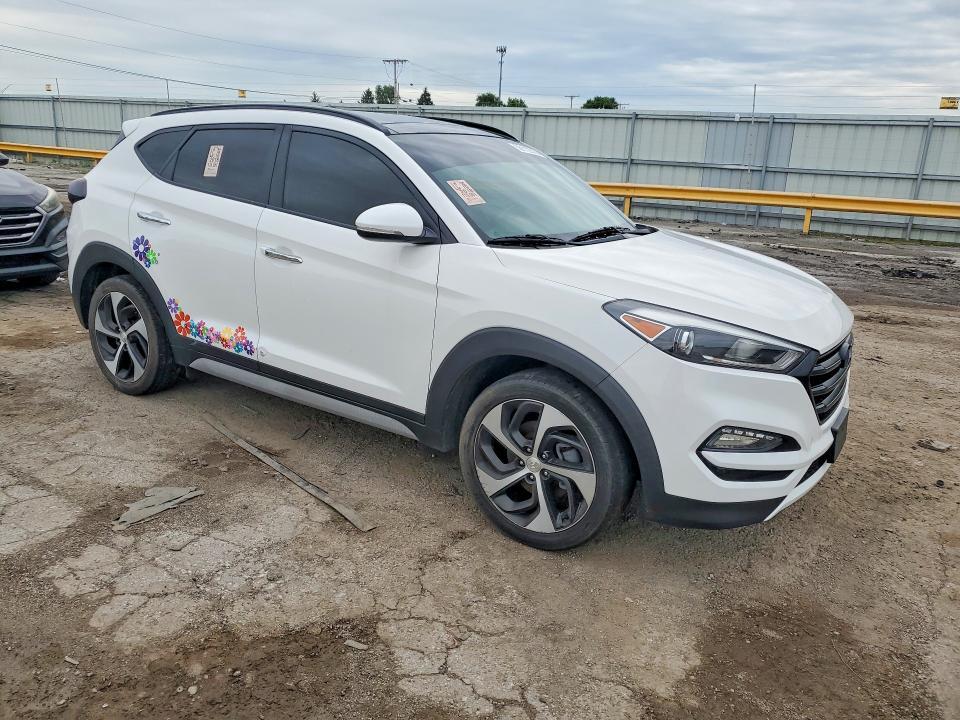 2018 HYUNDAI TUCSON VALUE — Фото 4 из 13