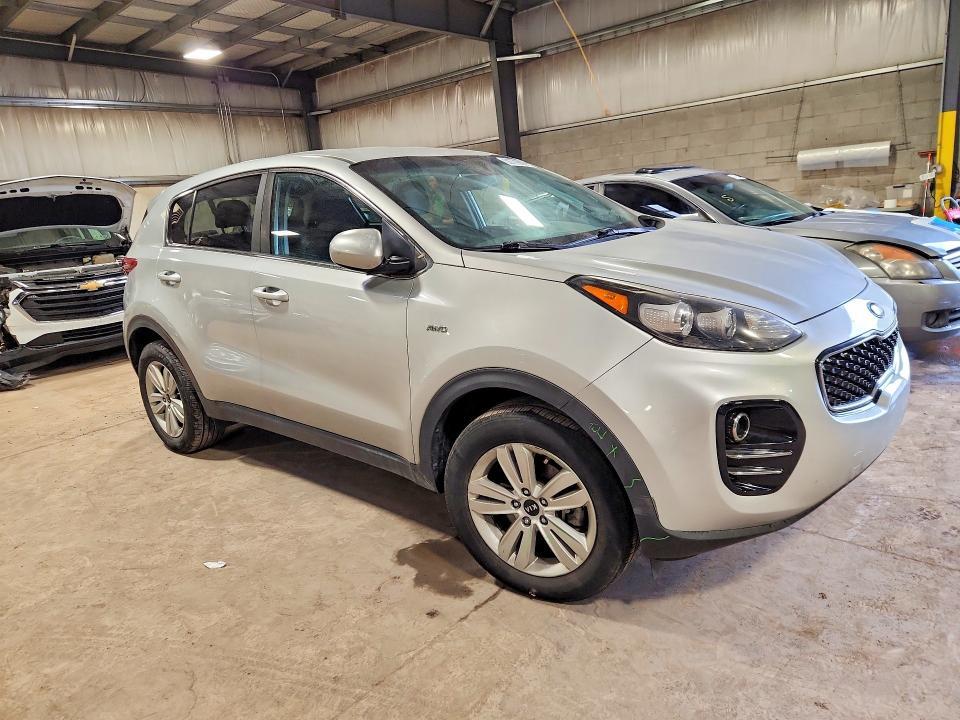 2018 KIA SPORTAGE LX — Фото 4 из 13