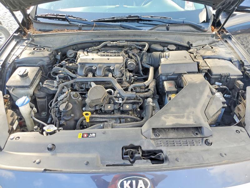 2018 KIA CADENZA PREMIUM — Фото 11 из 12