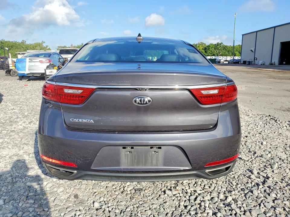 2018 KIA CADENZA PREMIUM — Фото 6 из 12