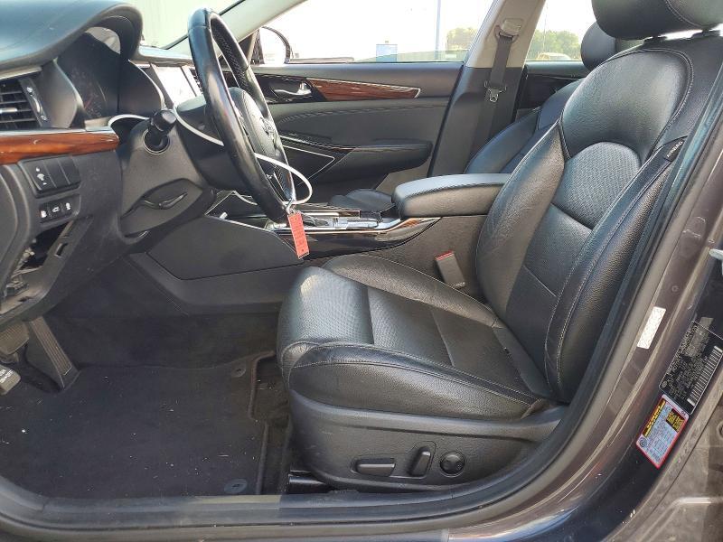2018 KIA CADENZA PREMIUM — Фото 7 из 12