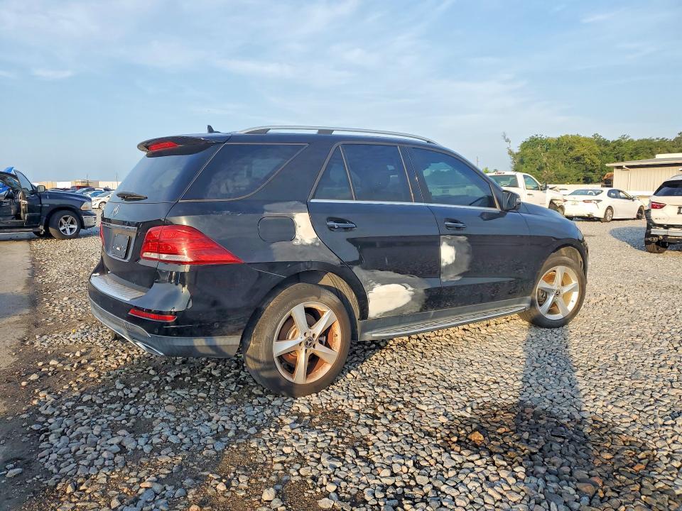 2018 MERCEDES-BENZ GLE 350 — Фото 3 из 13