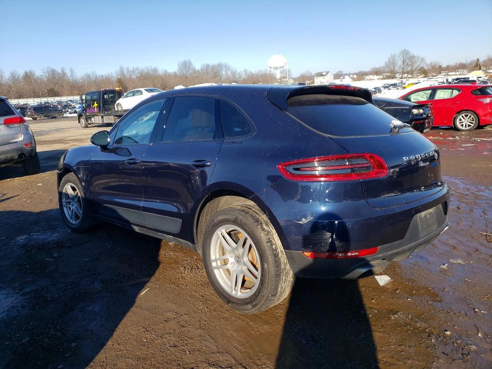 2018 PORSCHE MACAN — Фото 2 из 13