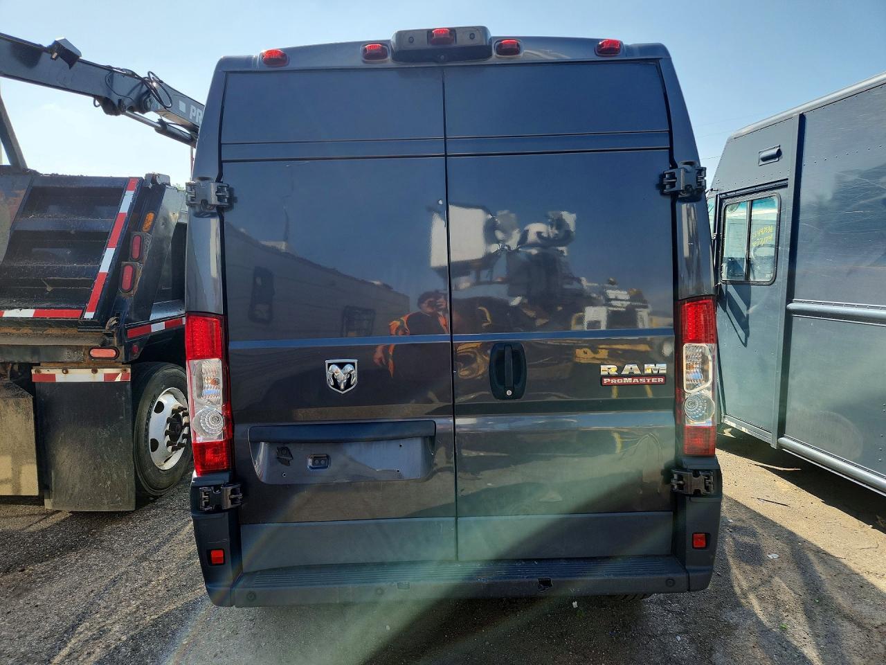 2018 RAM PROMASTER 2500 - DELIVERY VAN — Фото 6 из 12