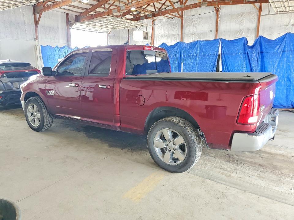 2018 RAM 1500 SLT — Фото 2 из 12