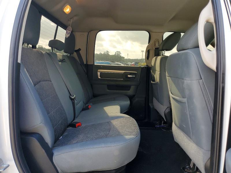 2018 RAM 2500 SLT — Фото 10 из 12