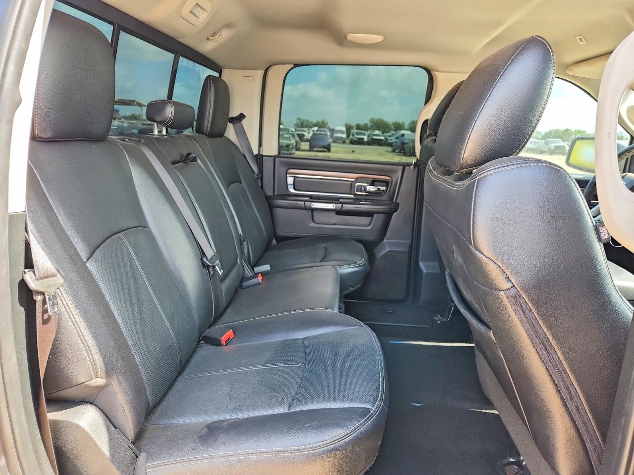 2018 RAM 1500 LARAMIE 4WD 3.0L V6 TDSL — Фото 10 из 13