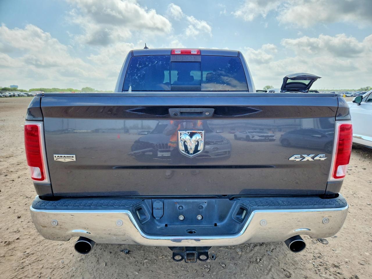 2018 RAM 1500 LARAMIE 4WD 3.0L V6 TDSL — Фото 6 из 13