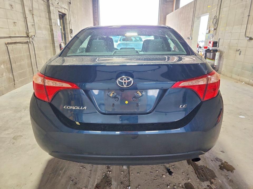 2018 TOYOTA COROALLA — Фото 6 из 12
