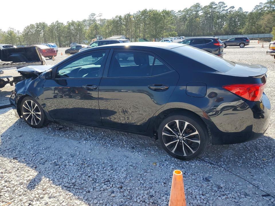 2018 TOYOTA COROLLA SE — Фото 2 из 12