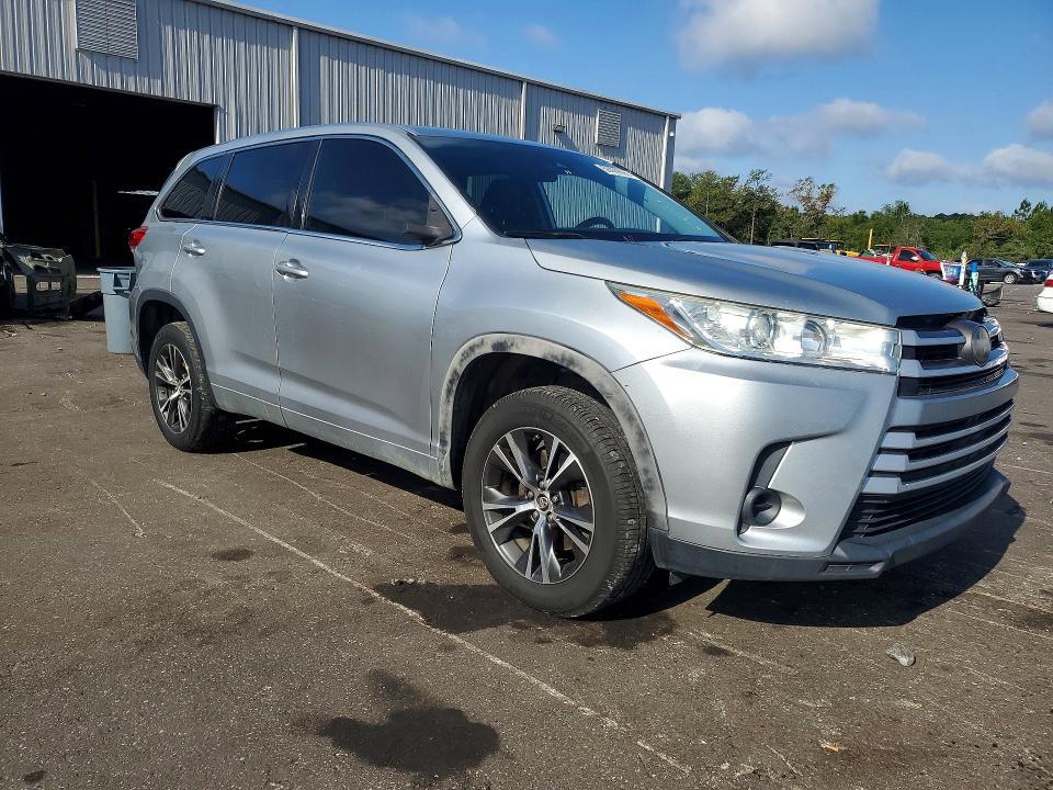 2018 TOYOTA HIGHLANDER LE — Фото 4 из 13