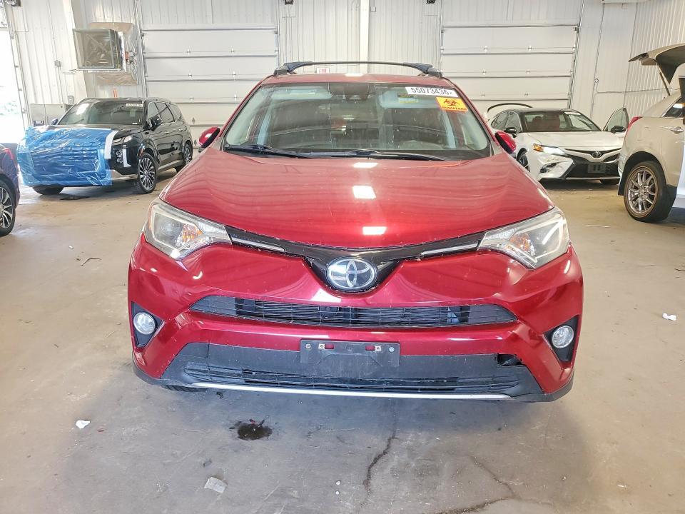 2018 TOYOTA RAV4 XLE — Фото 5 из 12