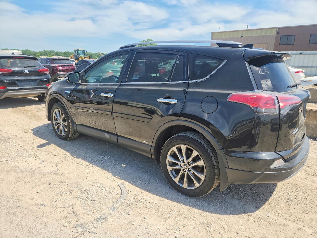 2018 TOYOTA RAV4 HV LIMITED — Фото 2 из 13