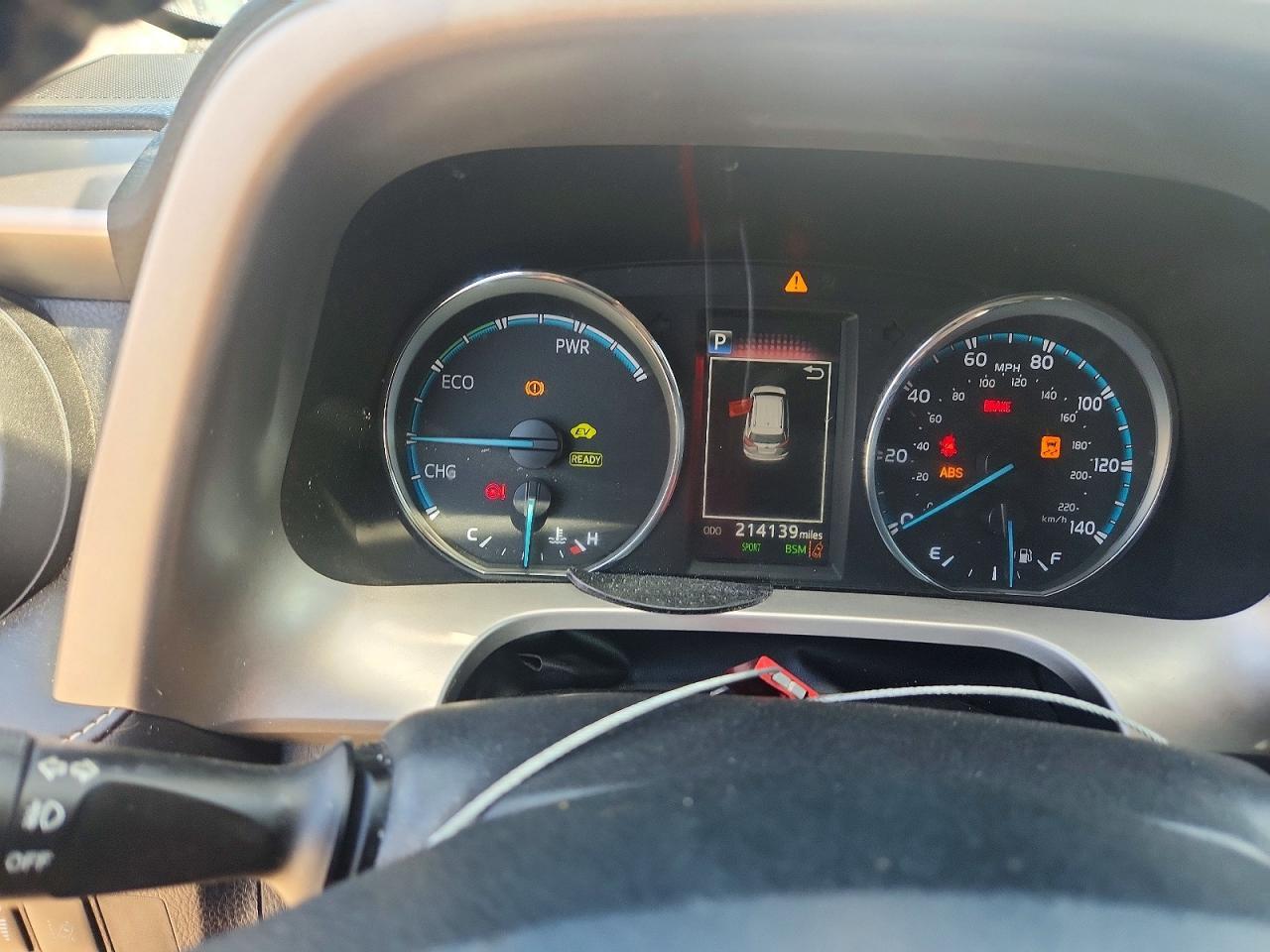 2018 TOYOTA RAV4 HV LIMITED — Фото 9 из 13