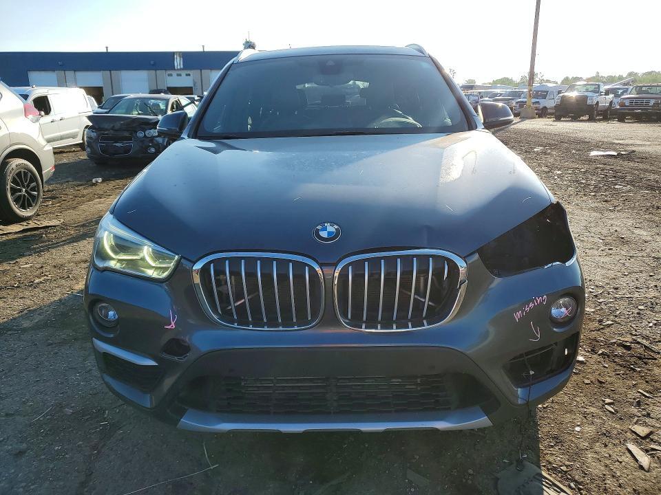 2017 BMW X1 XDRIVE28I — Фото 5 из 13